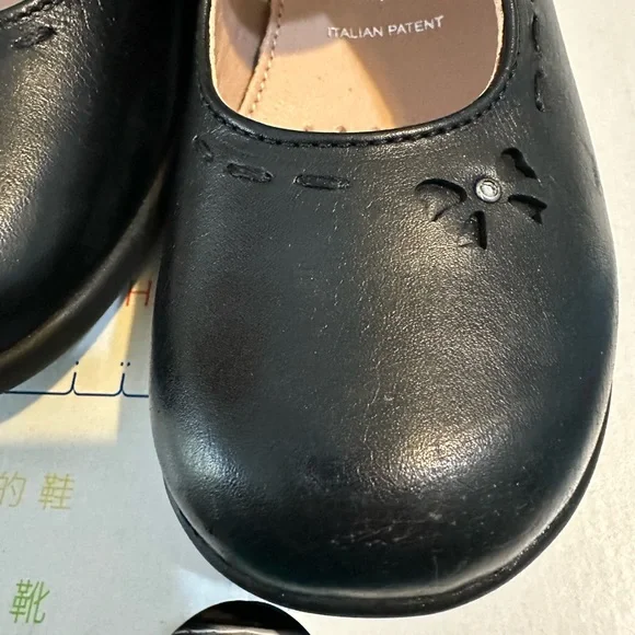 Geox Respira Girls Black Leather Mary Jane Shoe Sz 28 EU / 10.5 US - Picture 6 of 8